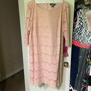 Jeasica Howard Dress